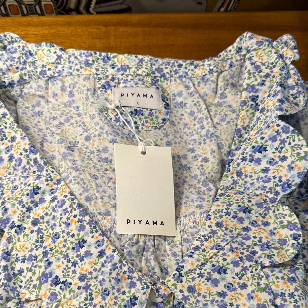 Piyama Floral Women's Pajama Set - Blue and White. Short sleeved. Long pant.